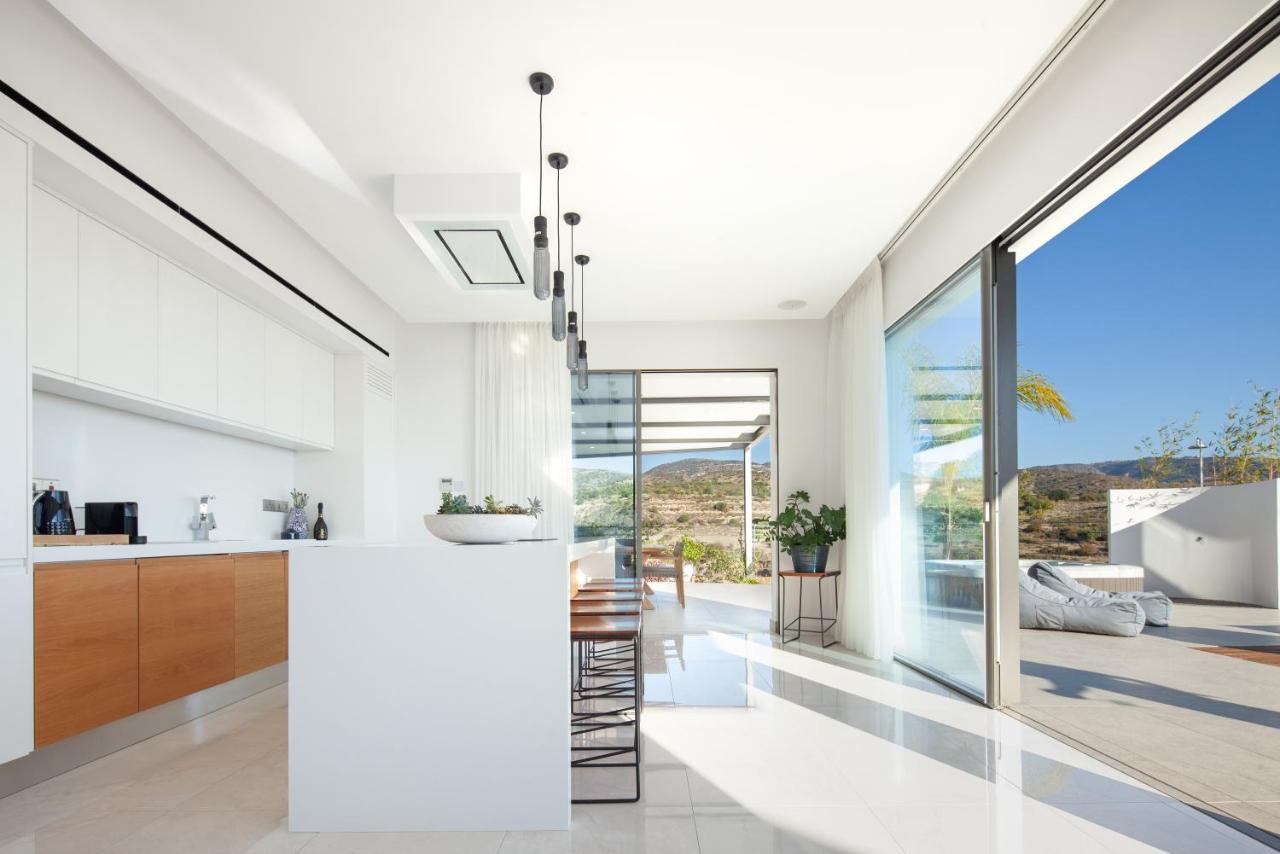 Thalassa Paphos Luaran gambar